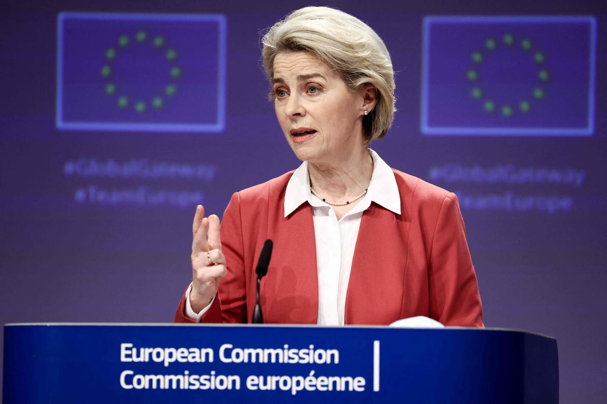 ЕС мобилизира 300 млрд. евро срещу Китай