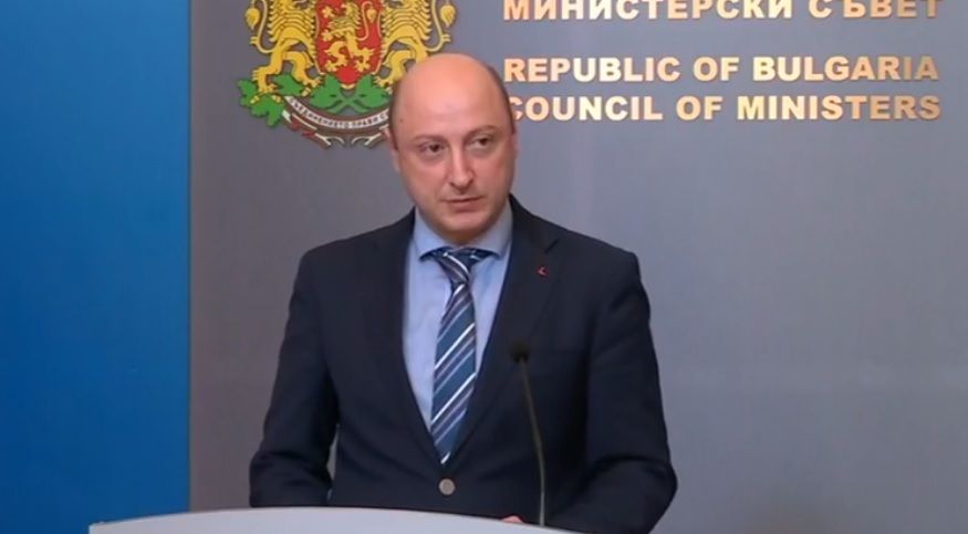 От МФ опровергаха министър Белчев за втори път