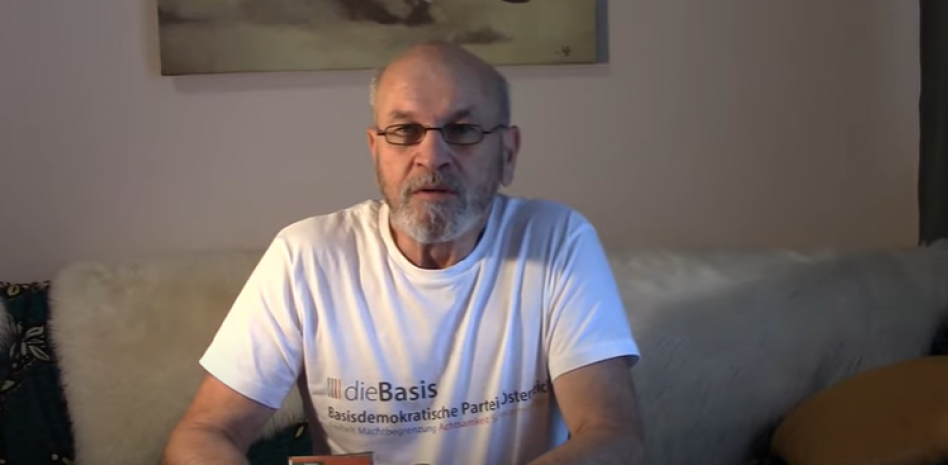 Лидерът на антиваксърското движение в Австрия почина от Ковид 19, пил белина и отказал медицинска помощ