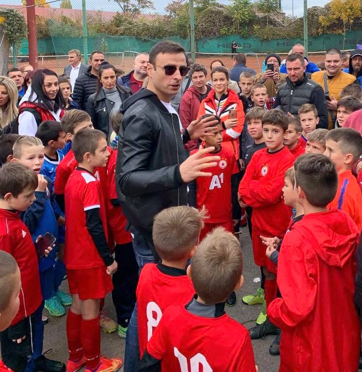Бербатов ще зарадва децата на Пловдив