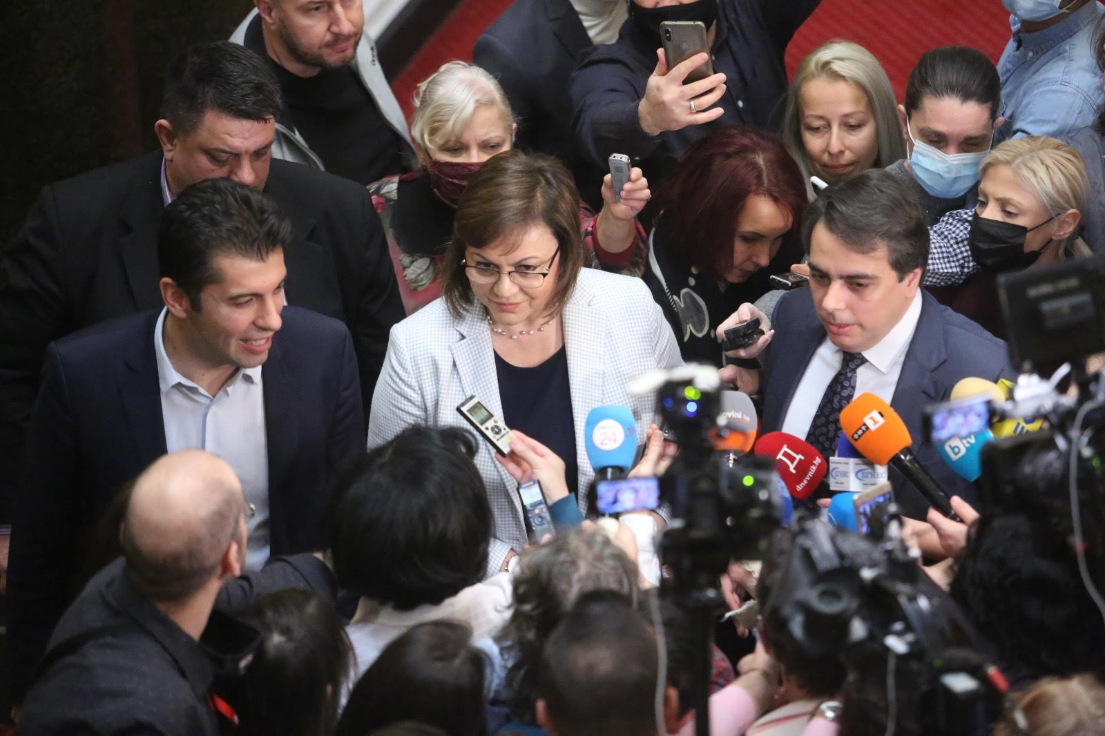 Коалиционното споразумение ще бъде оповестено утре след пленума на социалистите