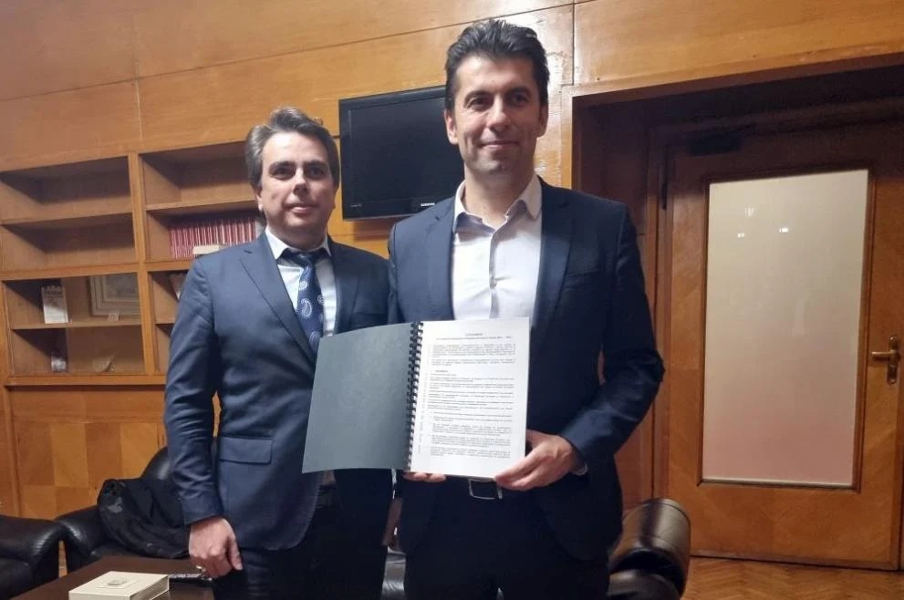 Спазариха кабинет, гласуват го на 13-и