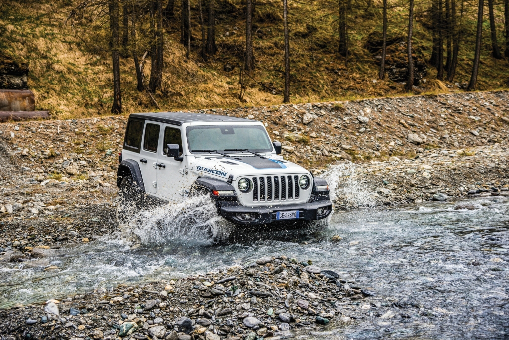 Електрическо 4х4 за новия Wrangler