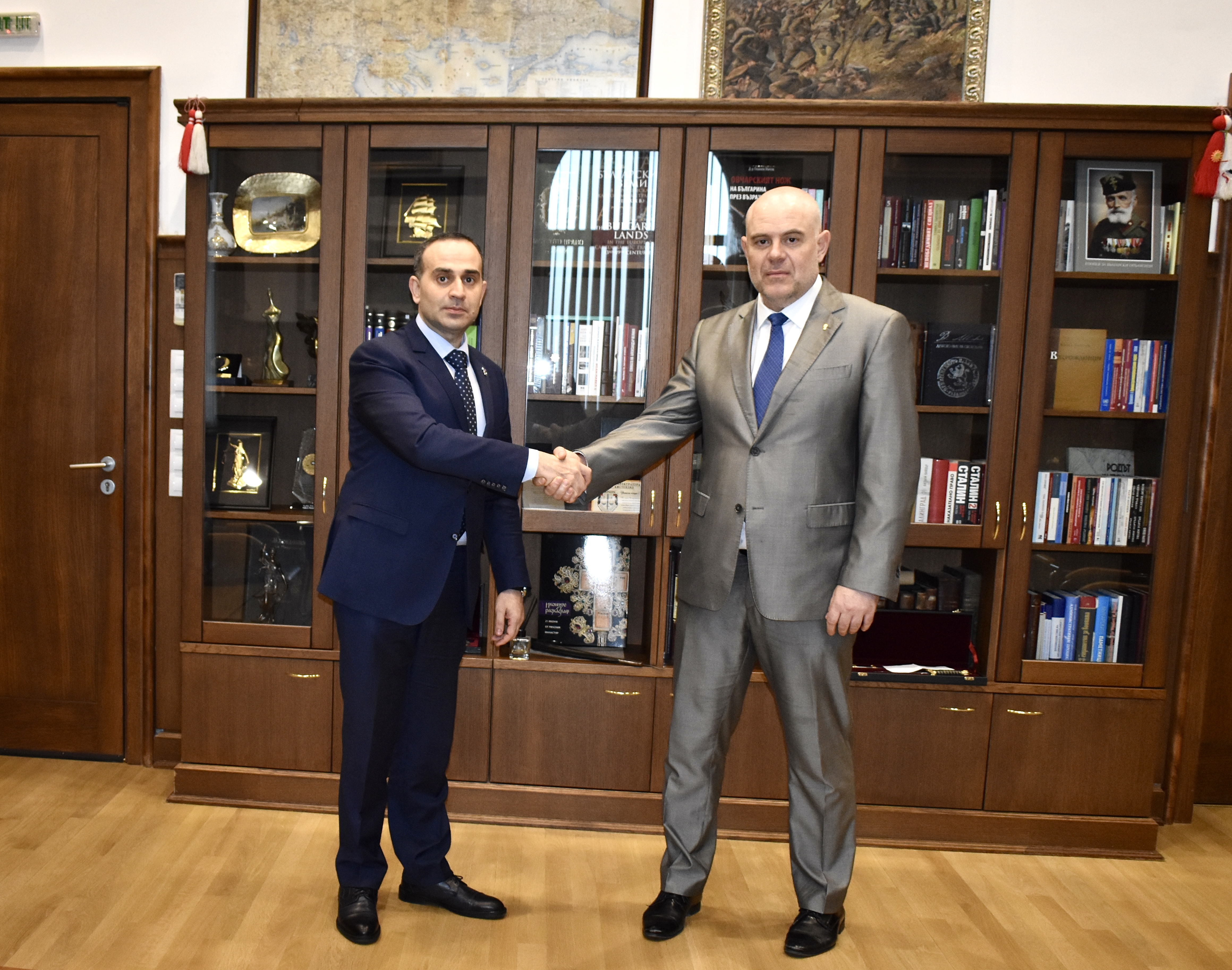 Иван Гешев се срещна с посланика на Азербайджан у нас