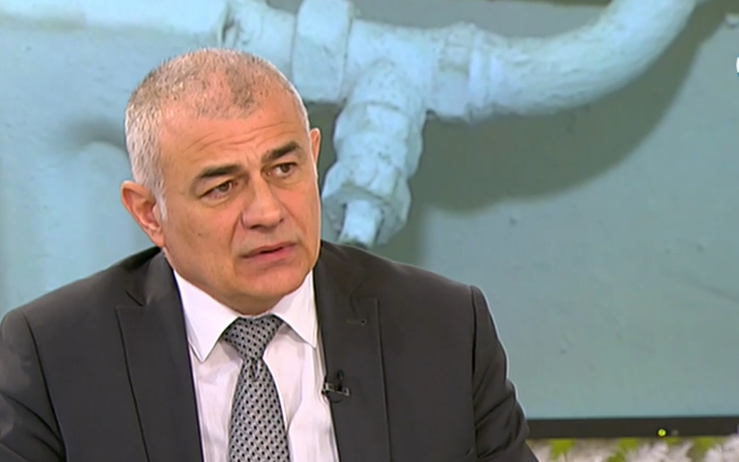Социалният министър: Цената на тока може да бъде ограничена с мораториум