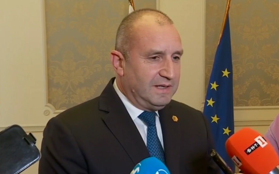 Радев ще свика КСНС за отношенията със Северна Македония