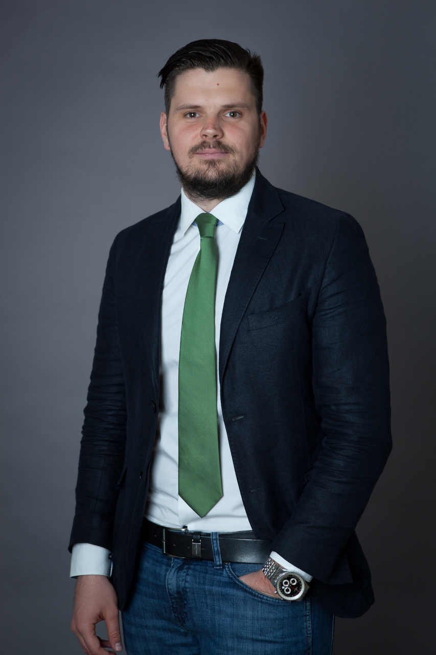 Мораториумът върху цената на електроенергията е чудовищен популизъм