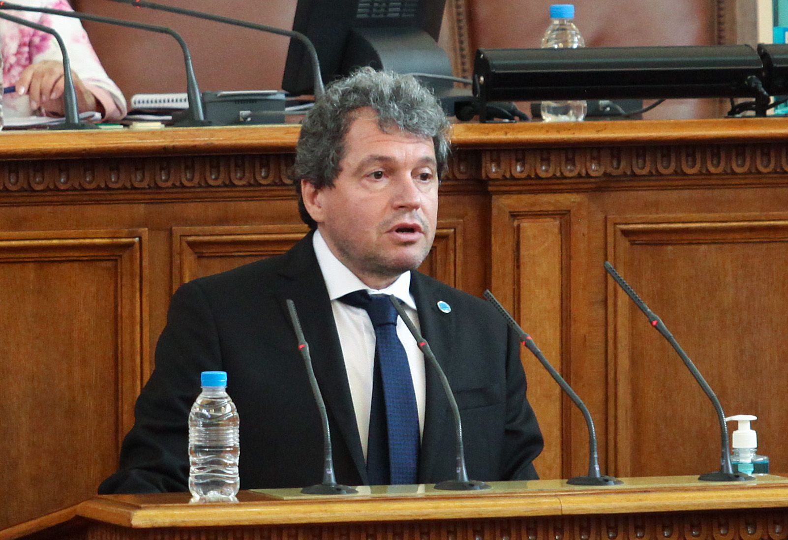 12 дни ваканция по Коледа за депутатите (обзор)