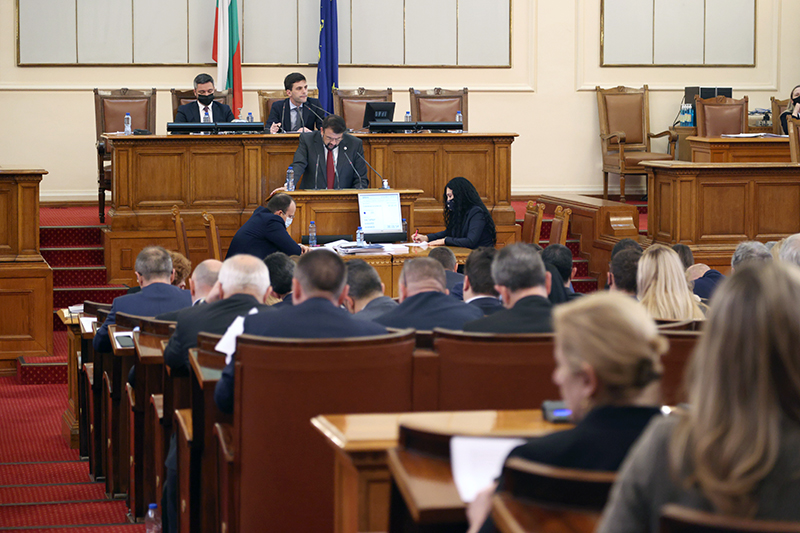 Кадрова криза в коалицията