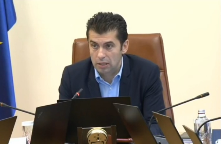 Кирил Петков: Хората, които имат досиета към бившата ДС, няма да бъдат назначени в МВнР