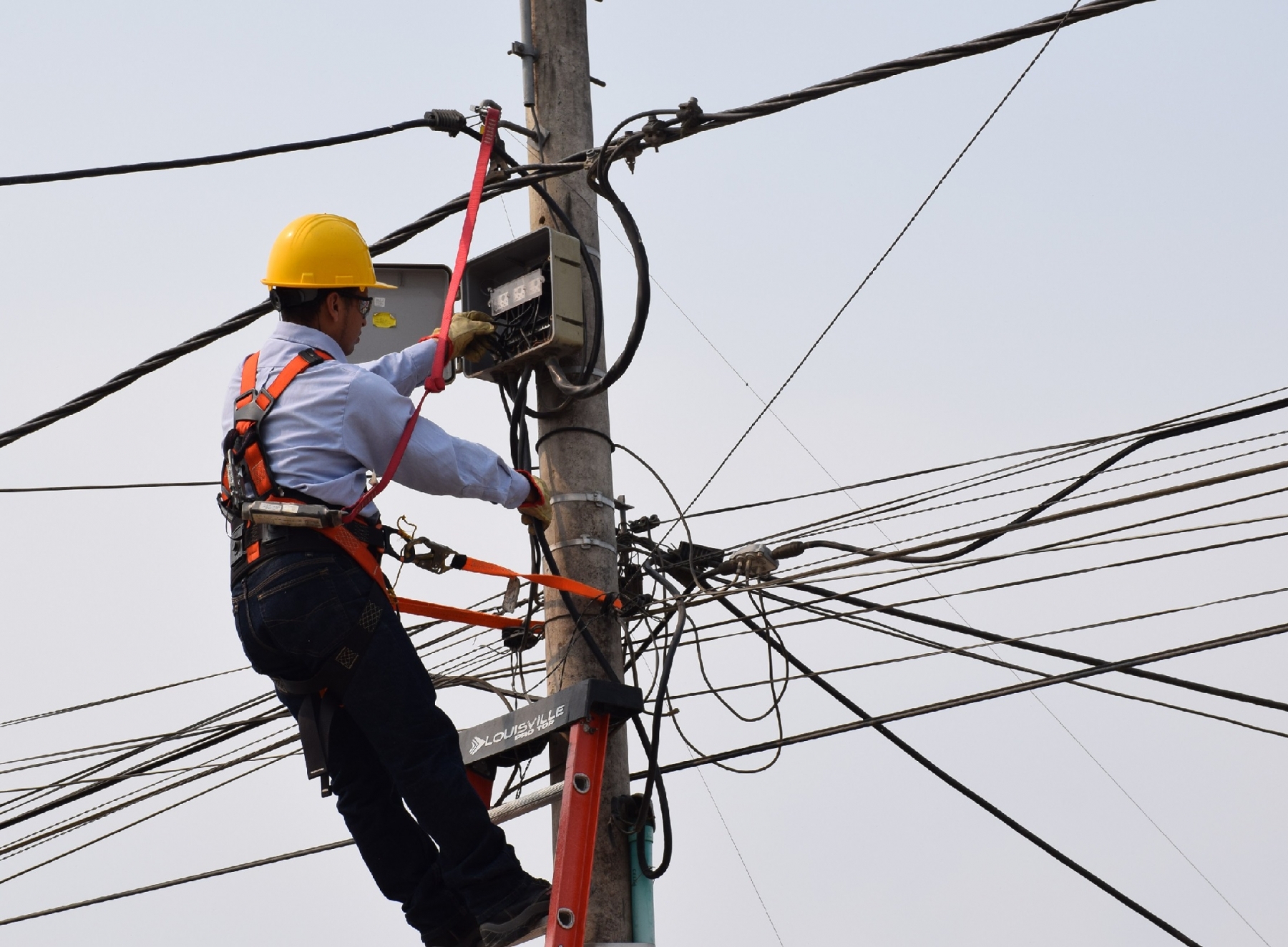 Токът за бизнеса може да надхвърли 1000 лв. за мегаватчас