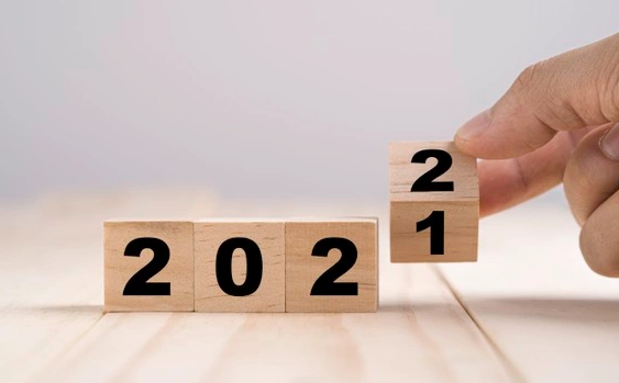 Хороскоп за 2022 г. специално за „Труд”: Започва третата от девет трудни години за България
