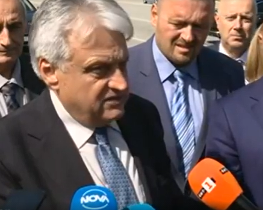 Рашков: Борисов трябва да каже коя е Мата Хари, оставила кюлчетата, за да я разпитаме