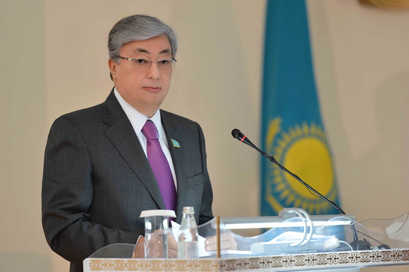 Президентът на Казахстан е заповядал да се стреля по "терористите"