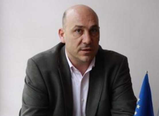 Полицаи влязоха в Община Поморие, изземат документи за рибарското пристанище