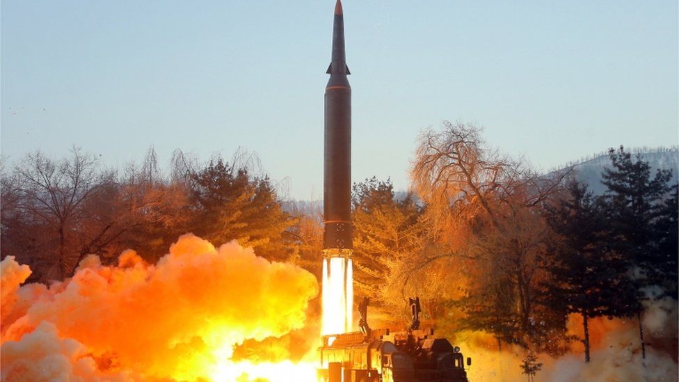 Северна Корея изстреля предполагаема балистична ракета