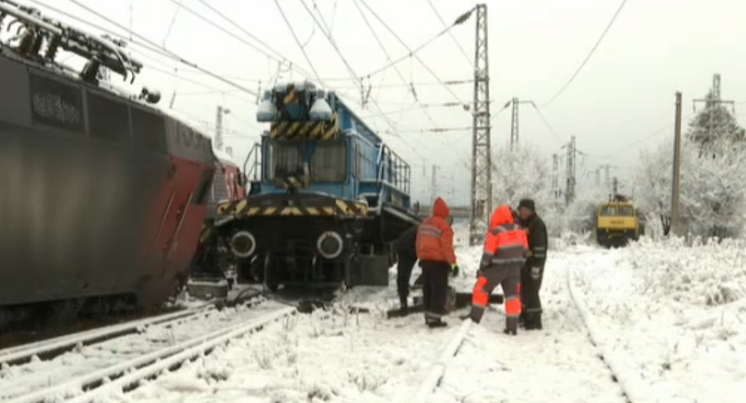 "Булмаркет": Машинистът, причинил катастрофата на гара "Илиянци", може да бъде уволнен