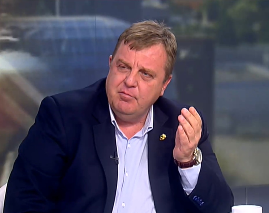 Каракачанов: Никой не може да ни каже дали да бъдем част от НАТО или не