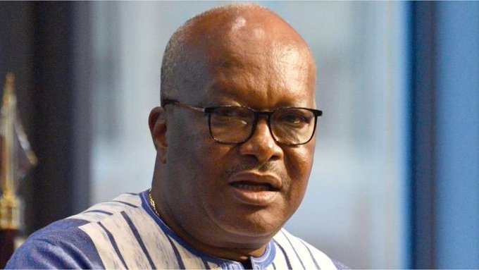 Хаос в Буркина Фасо: Бунтовниците арестуват президента?