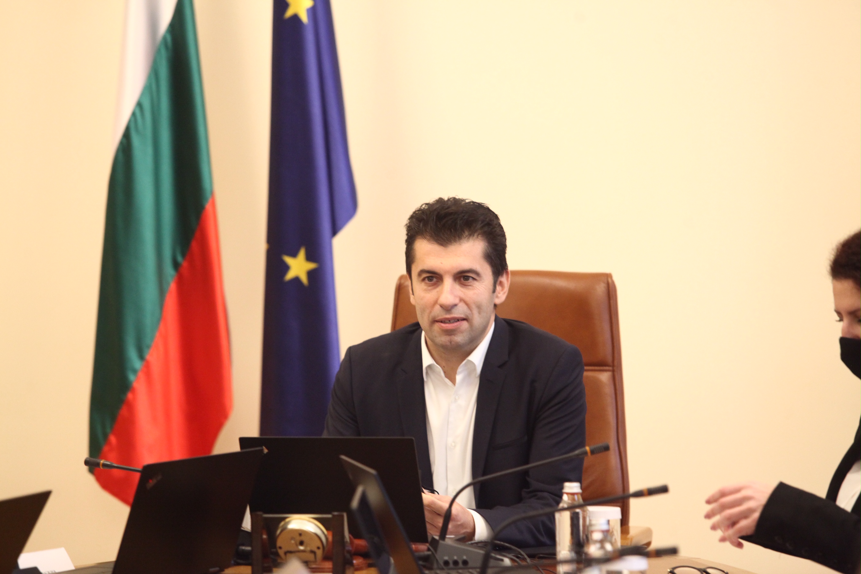 Петков свиква Съвета по сигурността