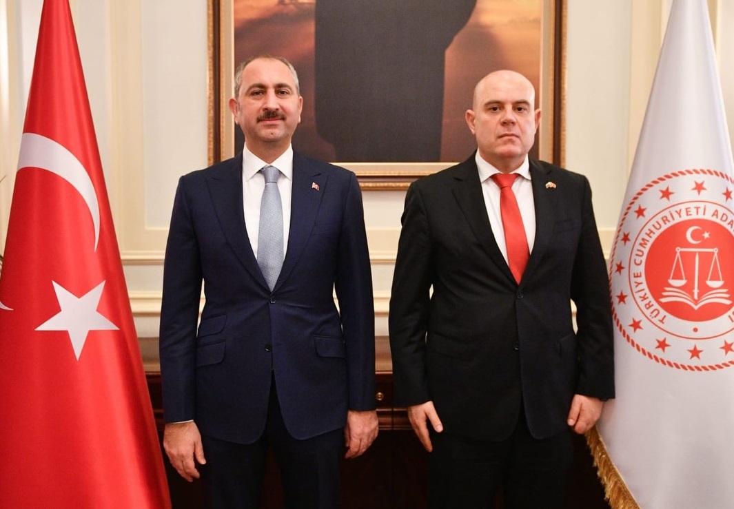 Иван Гешев обсъди наказателно-правното сътрудничество с турския правосъден министър