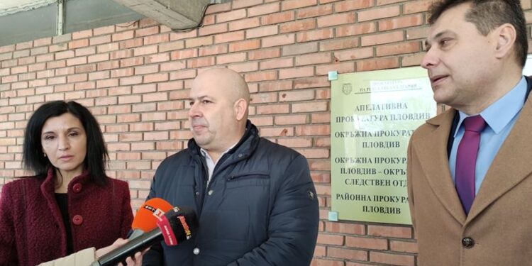 Рецидивист покани приятел и го уби (обзор)