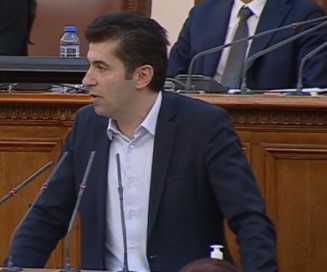 Кирил Петков в НС за конфликта НАТО-Русия: Нашата стратегия е да не сме консуматори на сигурност, а партньори (На живо)