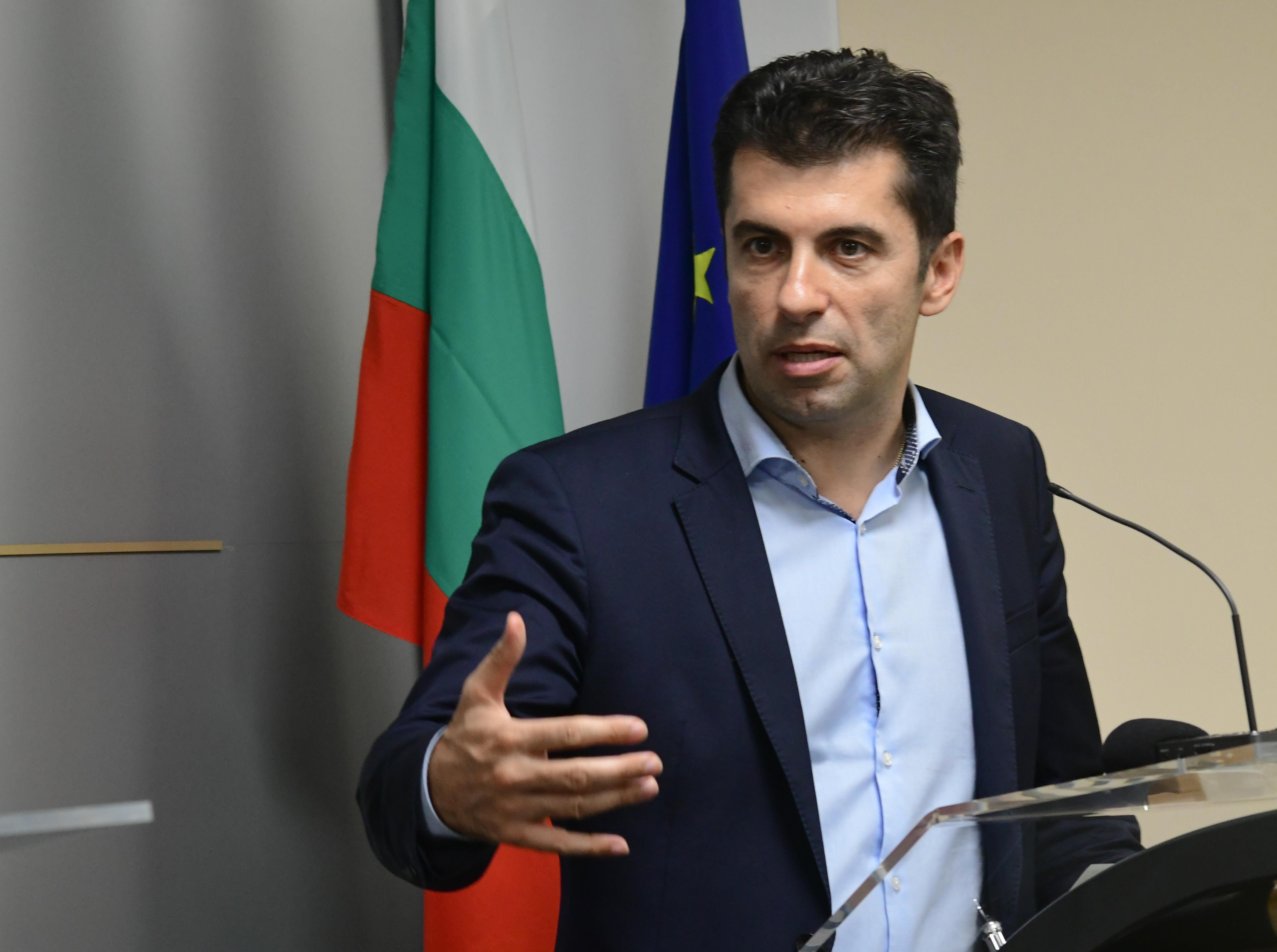Работодатели до Петков: Защитата на обществения интерес е немислима без индустрията