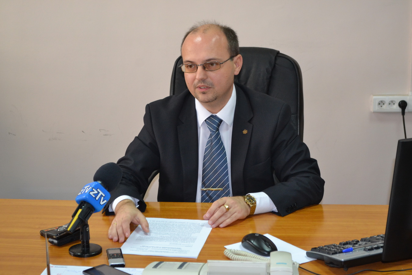 Дисциплинарно уволнен от НАП стана областен управител