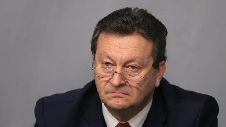 Енергийният експерт Таско Ерменков пред „Труд“: Политическите грешки внасят риск в енергетиката