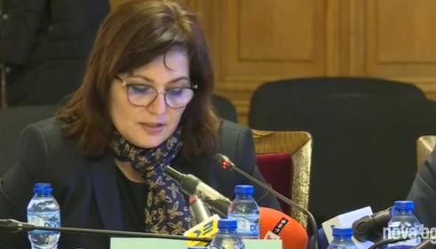 Асена Сербезова: Броят на заетите легла е само един от факторите, по които се определя коя част от страната в коя COVID зона попада (ВИДЕО)