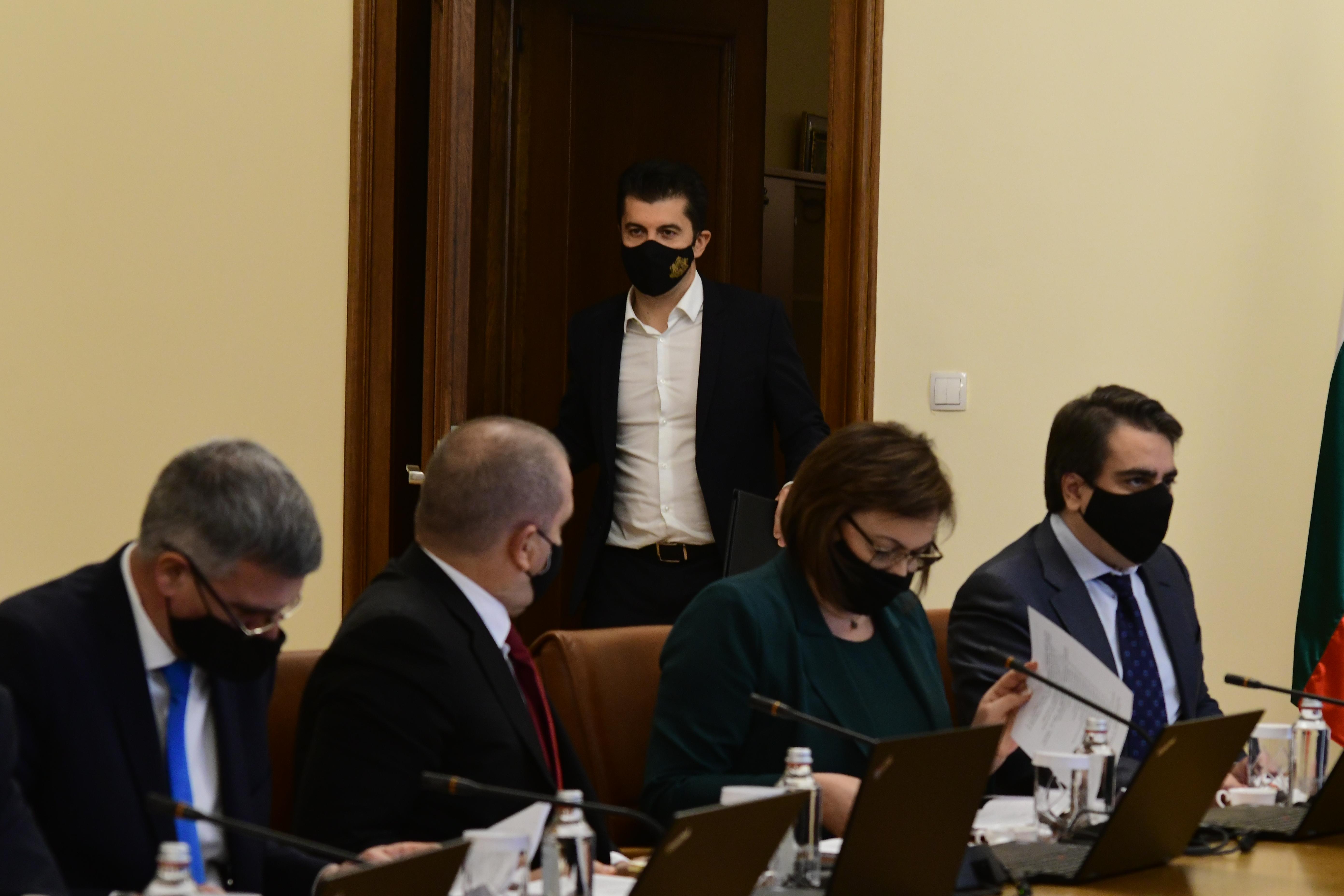 Пренаписва ли се Планът за възстановяване, както е удобно на съответните посредници