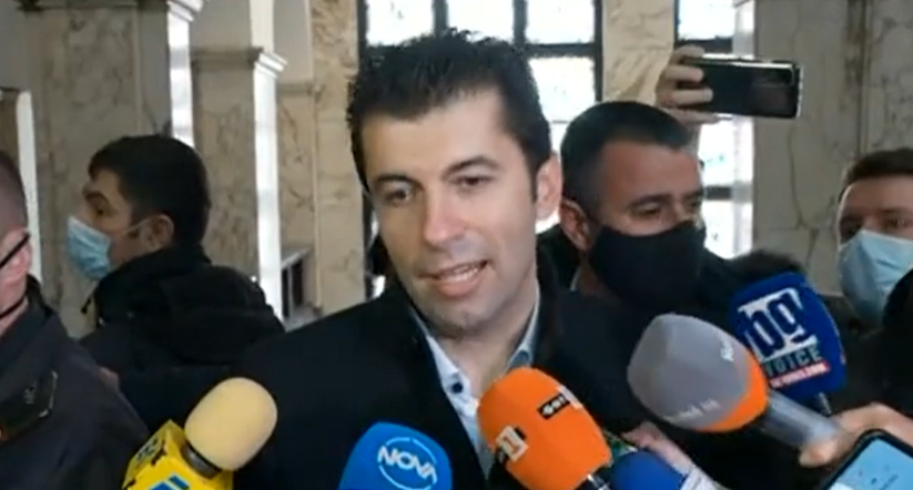 Кирил Петков влезе на разпит в прокуратурата (ВИДЕО)