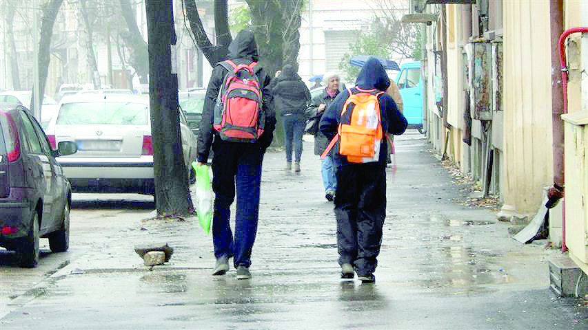 В столицата всички ученици се връщат присъствено в клас от 14 февруари