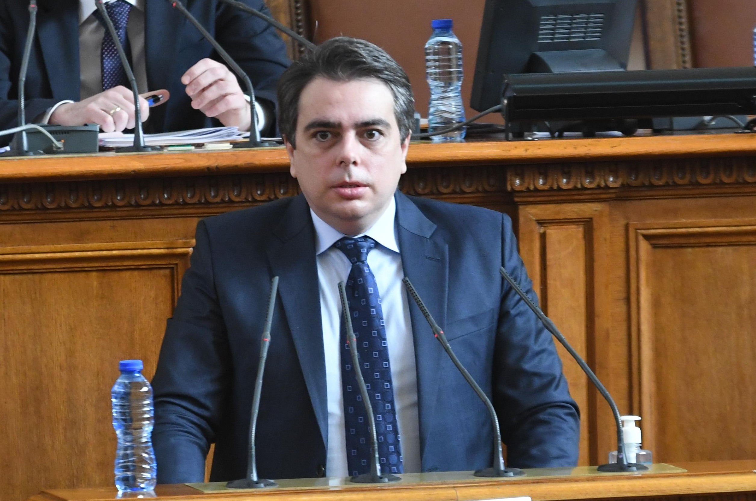 Асен Василев: Инфлацията ще бъде по-висока през първата половина на годината