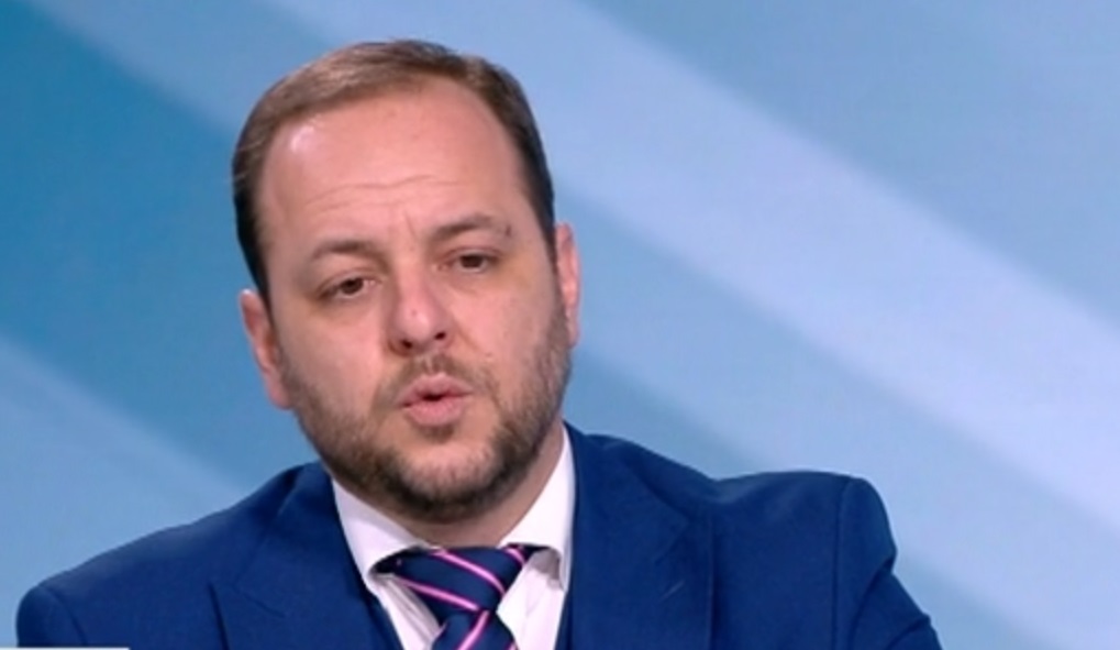 Сандов: Ще предложим на ЕК въглищните централи да работят само при пик през зимата