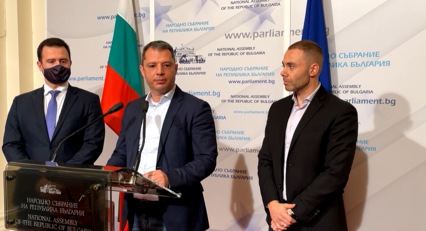 Делян Добрев за цените на тока: Искаме осветлението да свети за всички (ВИДЕО)