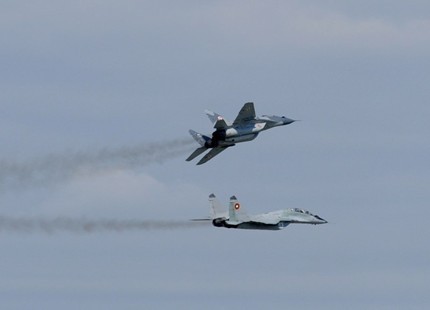 Испански изтребители ще летят над България през почивните дни