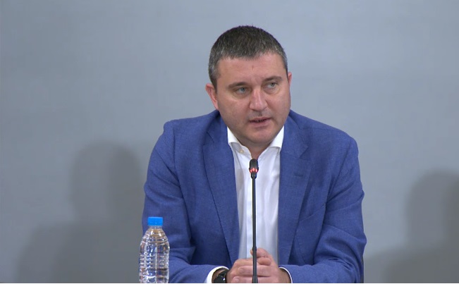 Горанов: Аз също направих списък от гугъл, имам данни за Петков и Василев