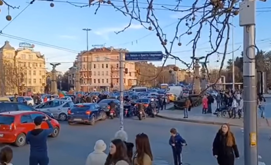 Протест и блокада на "Орлов мост" (ВИДЕО)