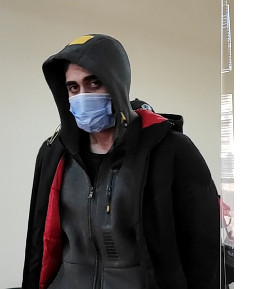 Мъж карал приятелката си да проституира