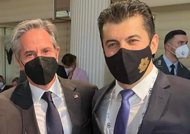 ЕК опроверга пресцентъра на Петков: Не сме правили снимката му с Блинкен