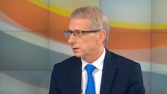 Николай Денков: Освен зелените сертификати, до 20-и март е възможно да отпадне и масовото тестване в училище