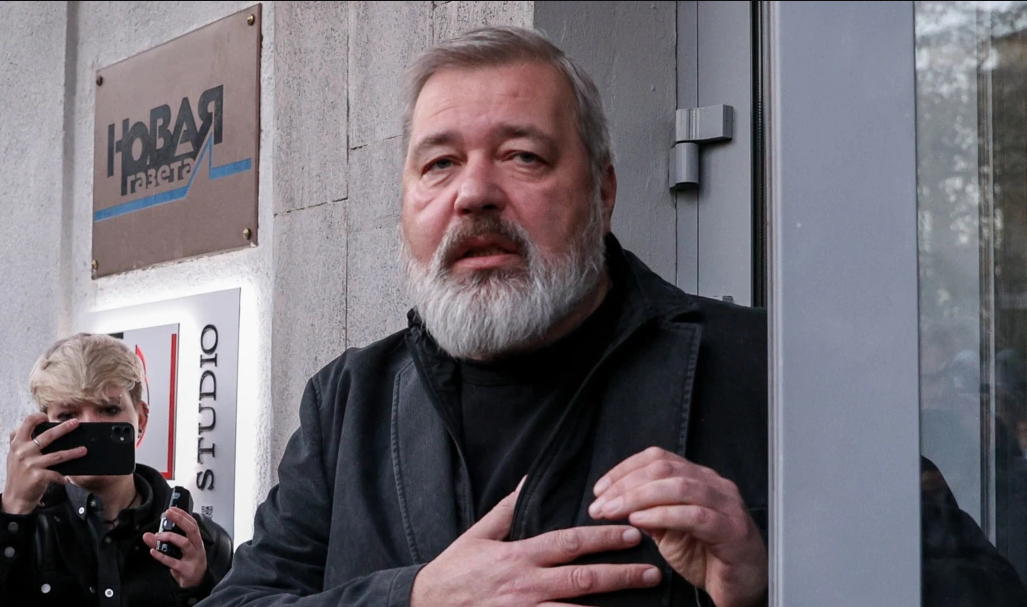 Водещият опозиционен вестник в Русия излиза утре и на украински език