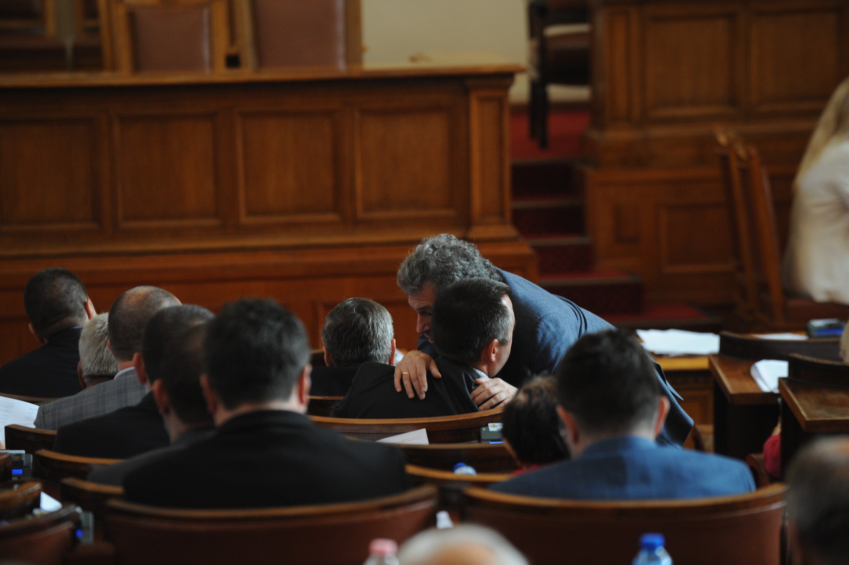 Парламентът продължава обсъждането на второ четене на проектобюджета