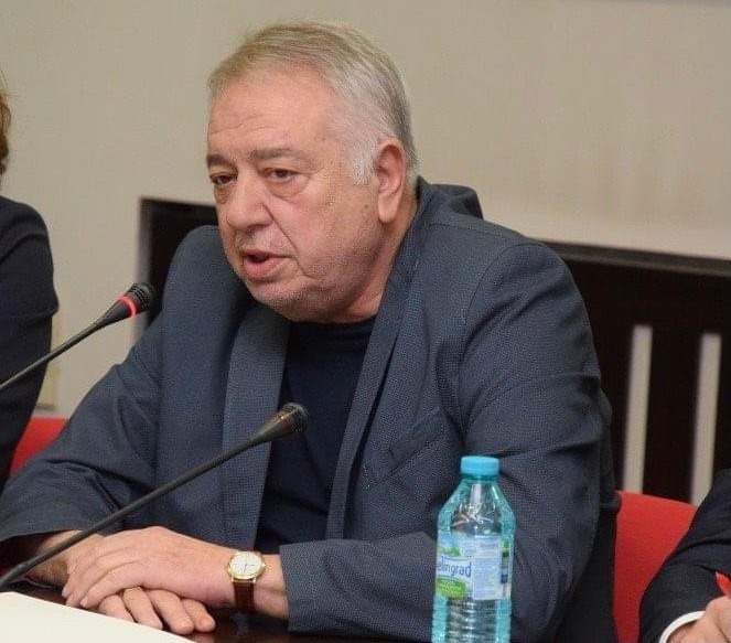 Бивш ректор на УНСС загина при катастрофа