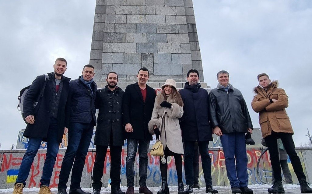 Иван Таков: Паметниците нямат силата да ни разделят, те са част от нашата история