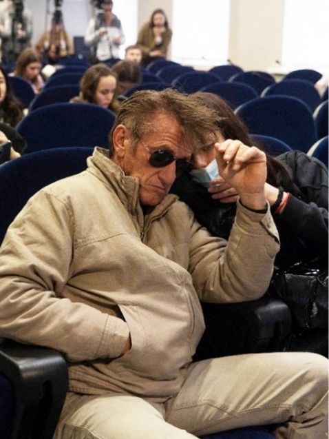 Шон Пен - Винаги на терен