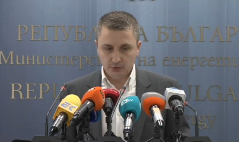 Александър Николов: Няма проблем с количествата горива в България (ВИДЕО)
