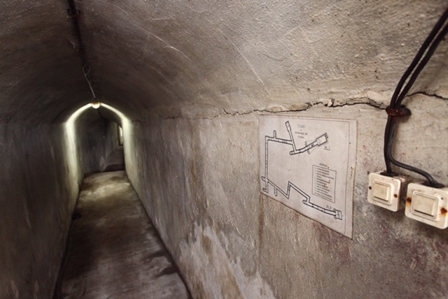 Обект 305: Вижте едно от бомбоубежищата в София (СНИМКИ)